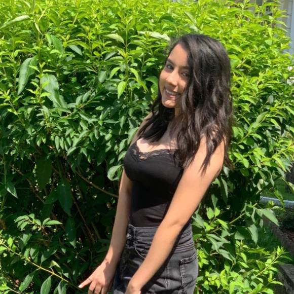 Meet your Posher, Neida - Picture 1 of 1